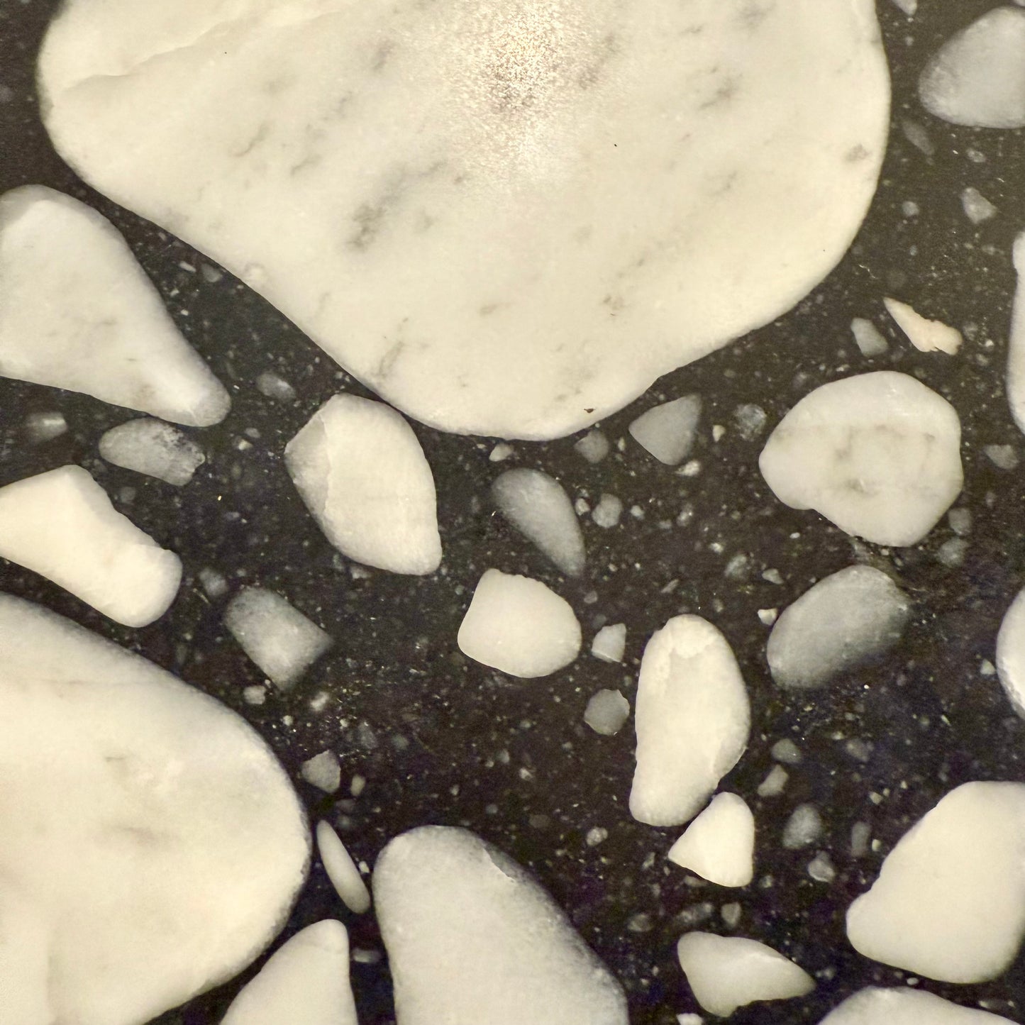 Illo Dining Table by MiniForms, Italy - Terrazzo Top