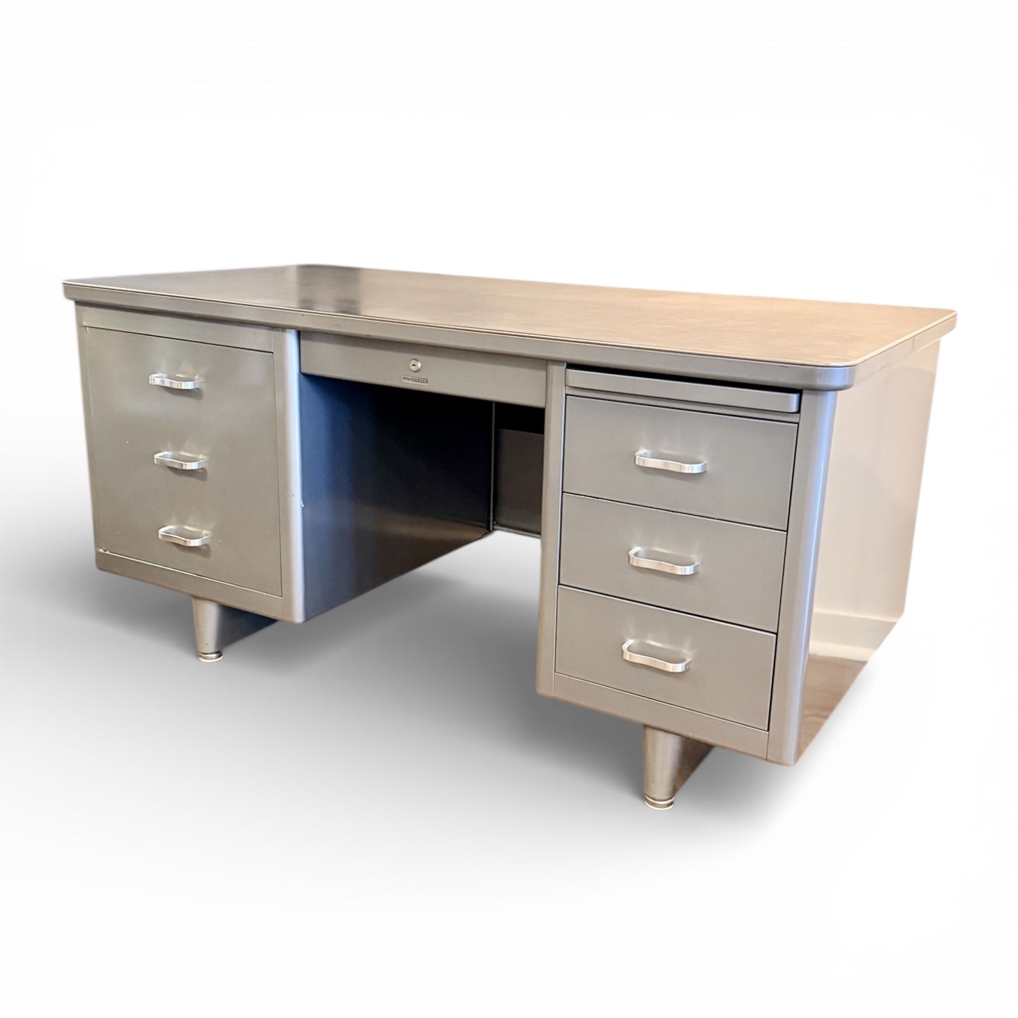 Steelcase Tanker Desk, 1960-1965 - Pristine